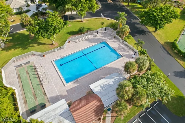 $625,000 | 9718 Caloosa Yacht & Racquet Club Drive, Fort Myers, FL 33919