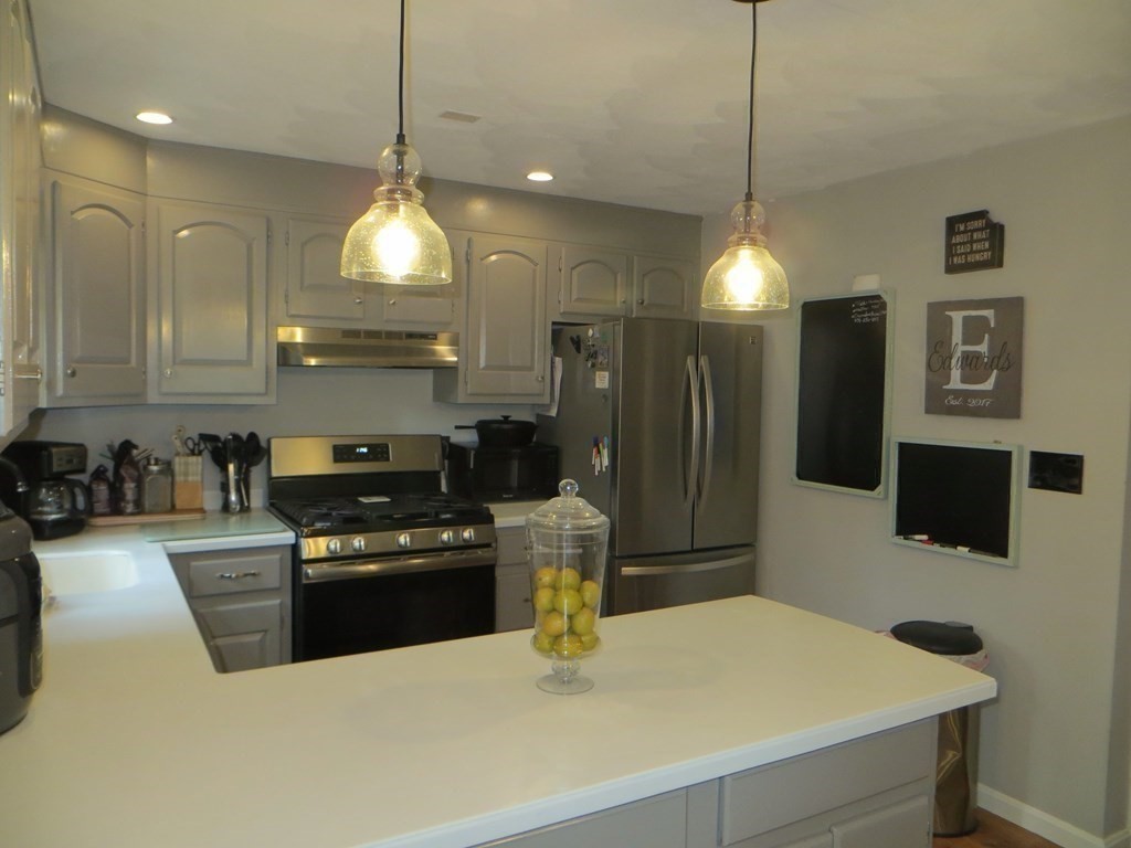 330 Wellman Avenue, Unit 330 Chelmsford, MA 01863 - Photo 11 of 31