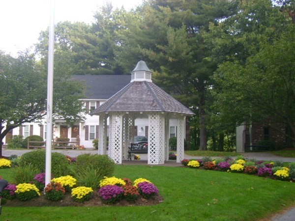 330 Wellman Avenue, Unit 330 Chelmsford, MA 01863 - Photo 24 of 31