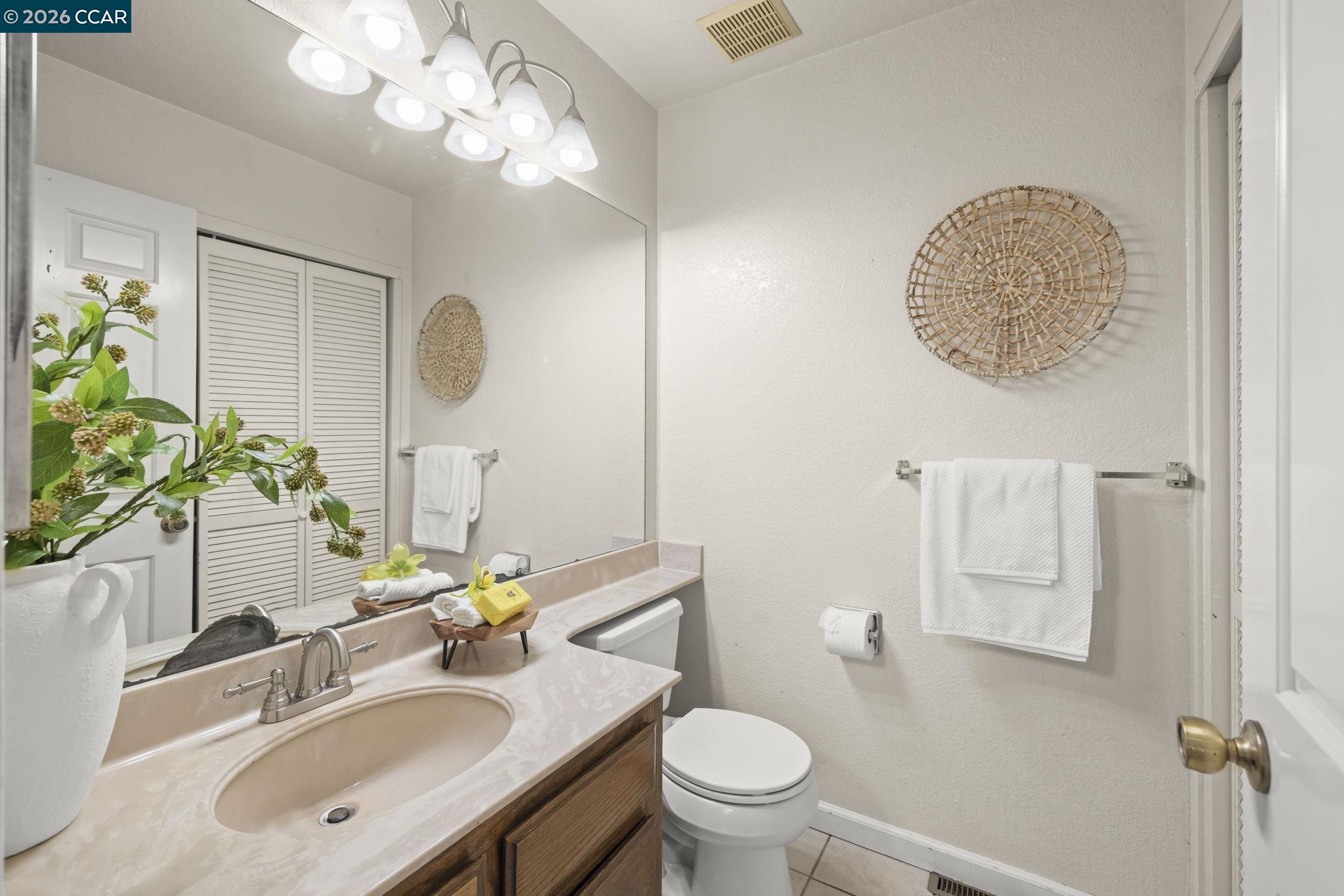 16 Josefa Place Moraga, CA 94556 - Photo 18 of 38