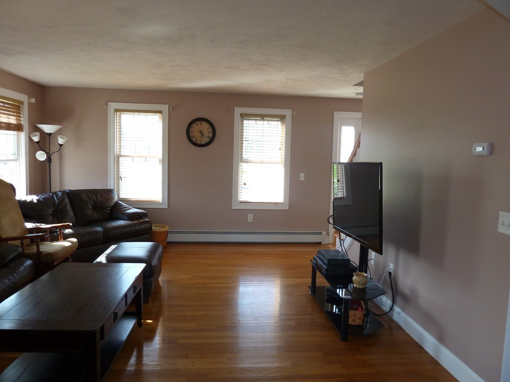 4 Vista Circle Rutland, MA 01543 - Photo 9 of 26