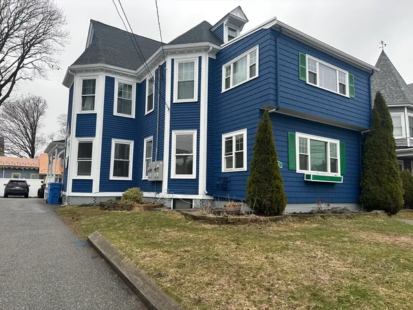 $3,850 | 52 Washington Street, Unit 1, Westwood, MA 02090