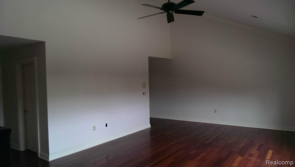 5688 Murfield Drive Rochester, MI 48306 - Photo 10 of 43 IMAG0032.jpg