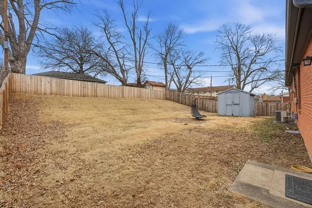 $180,000 | 13704 East 41st Terrace South, Independence, MO 64055