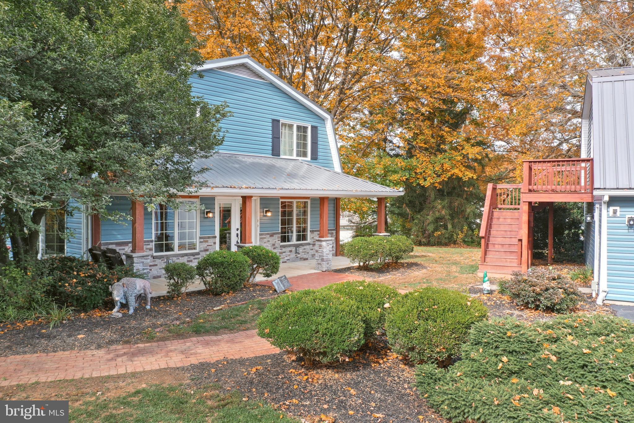 740 Bairs Road York, PA 17408 - Photo 6 of 63
