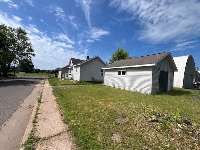 205 Riverside Boulevard Amery, WI 54001 - Photo 2 of 17