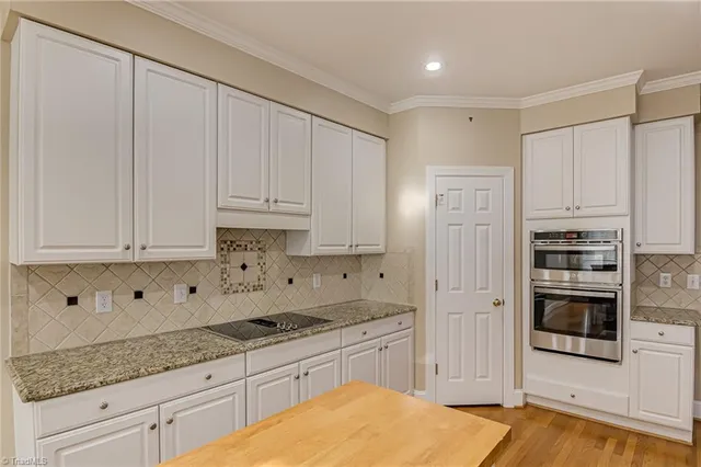 $575,000 | 3003 Lodge Drive, Jamestown, NC 27282