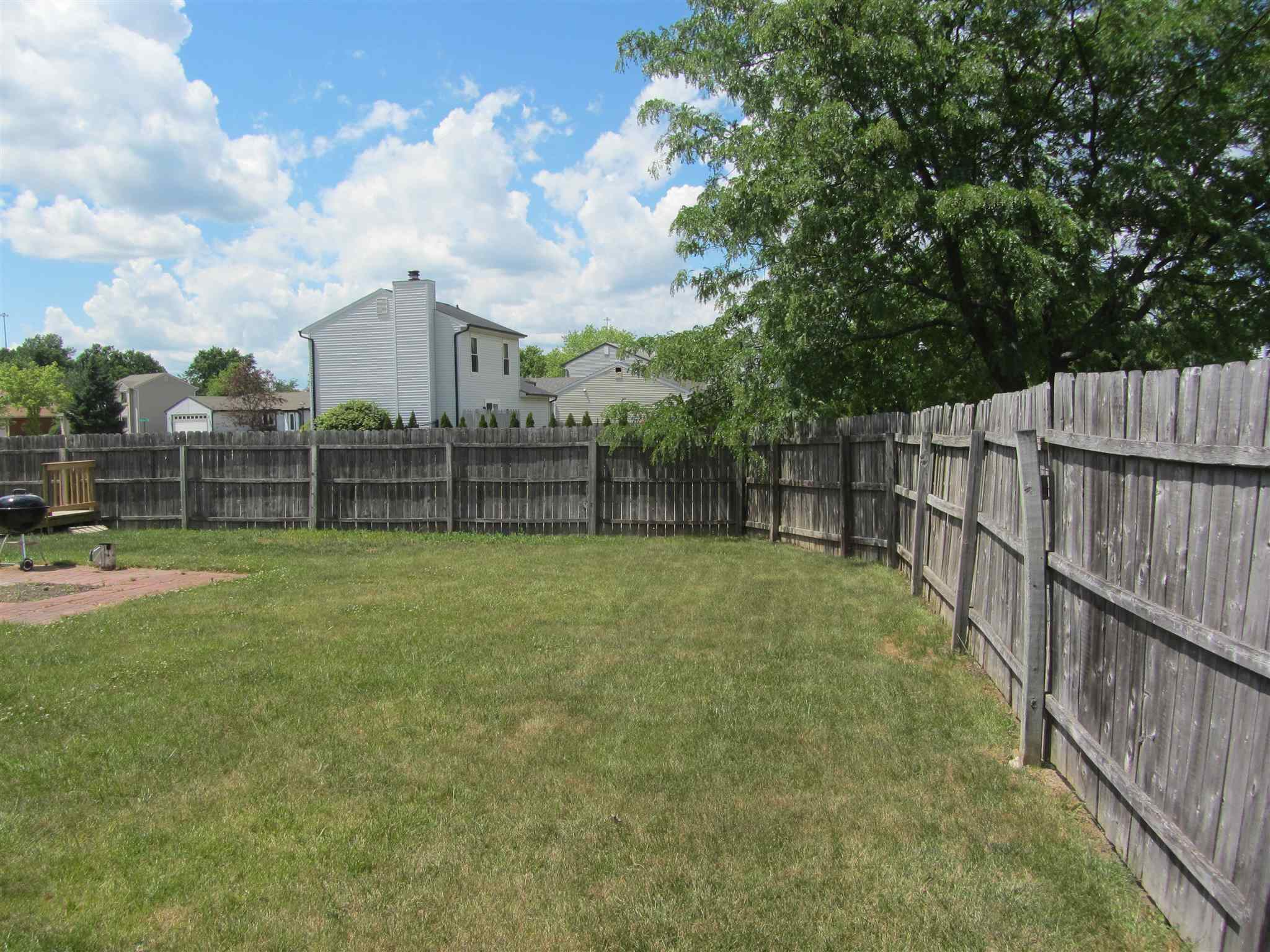 6332 Wood Rim Run Fort Wayne, IN 46825 - Photo 12 of 25 Gallery Image 12