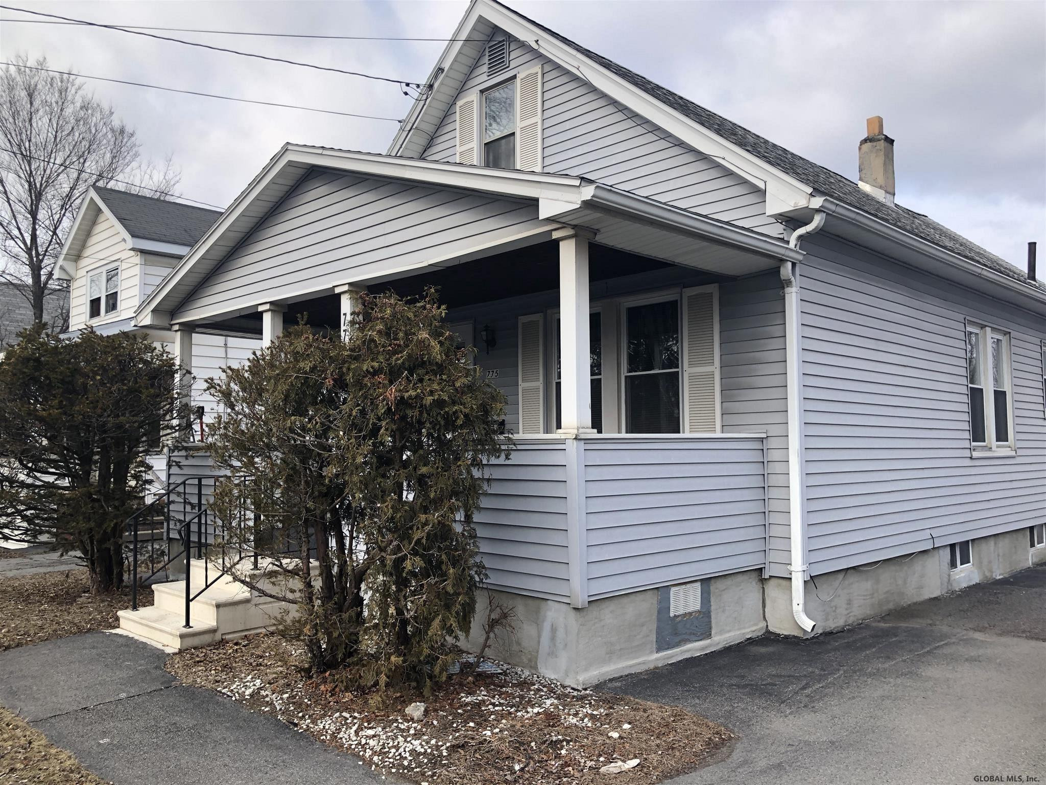 775 Curry Road Rotterdam, NY 12306 - Photo 1 of 16 Photo 1