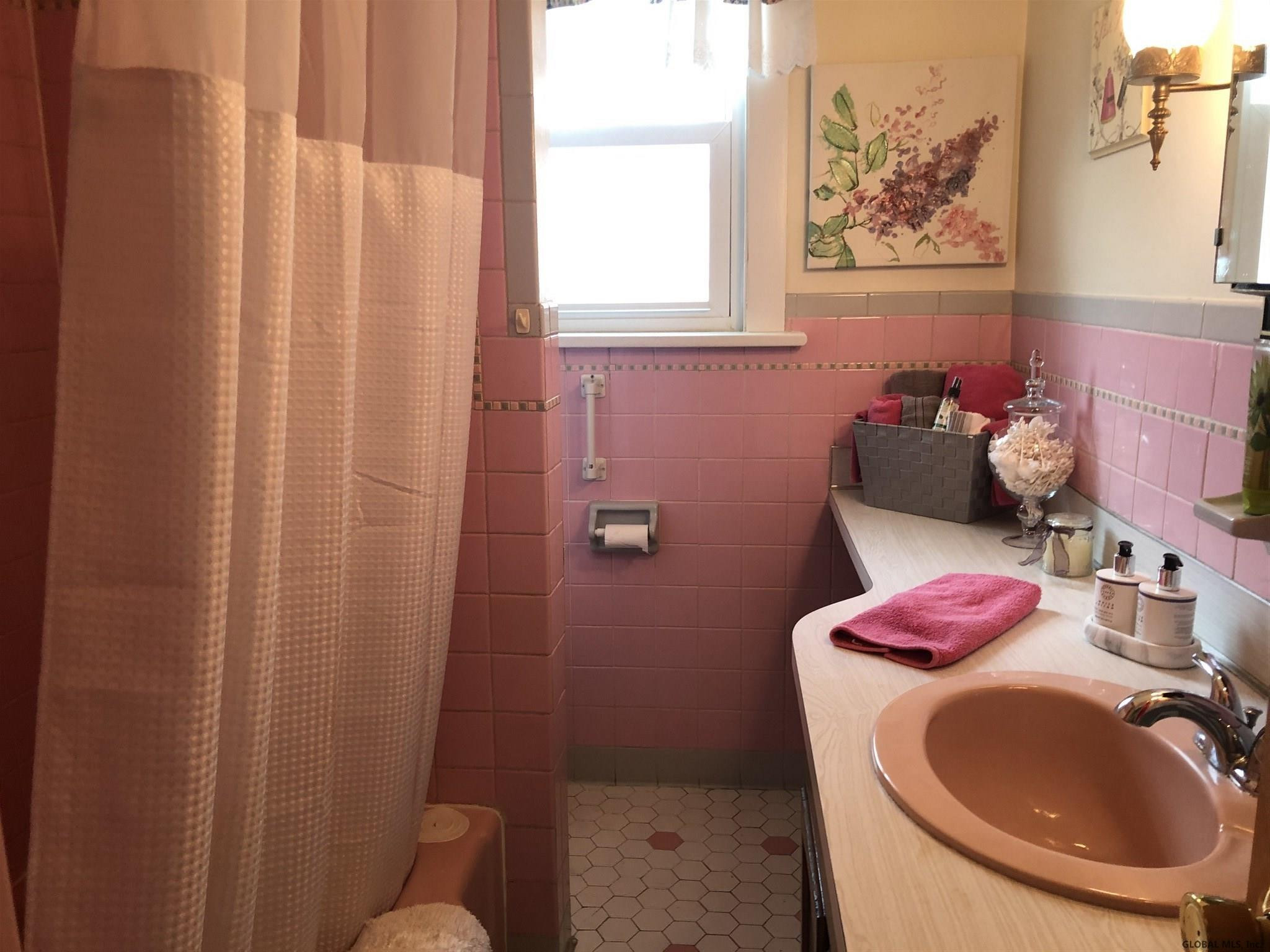 775 Curry Road Rotterdam, NY 12306 - Photo 12 of 16 Photo 12