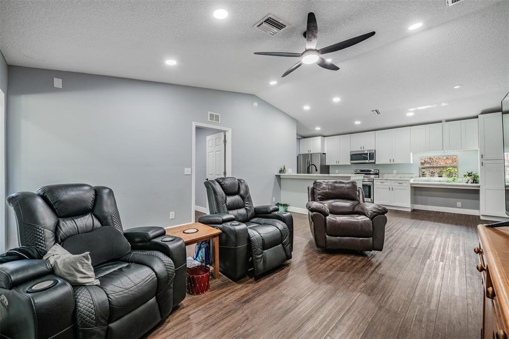 2125 Lanier Road Plant City, FL 33565 - Photo 12 of 82