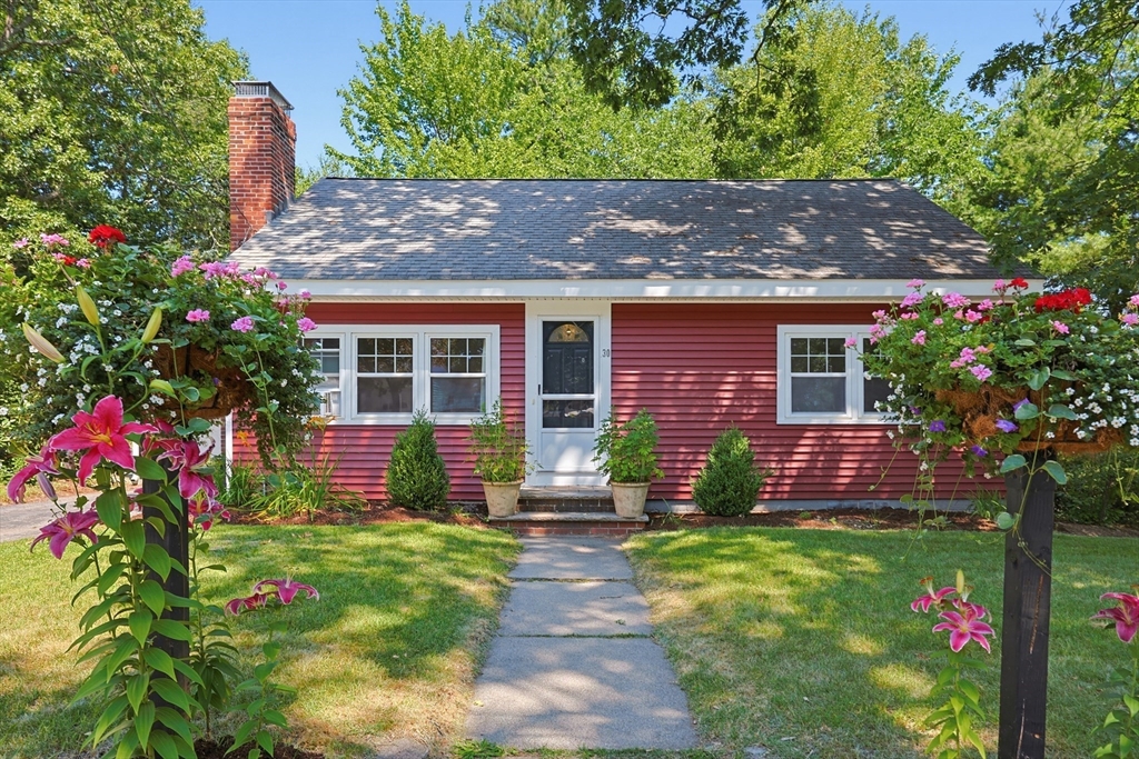 30 Arbor Road Chelmsford, MA 01863 - Photo 2 of 38
