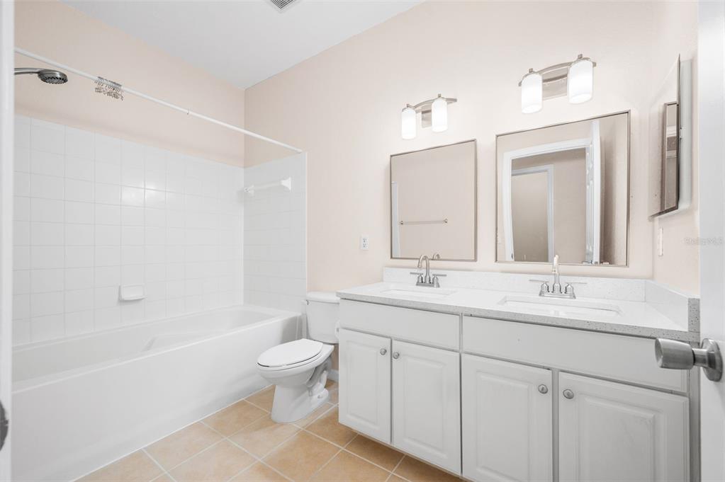 5065 Northwest 45th Road, Unit 102 Gainesville, FL 32606 - Photo 22 of 34