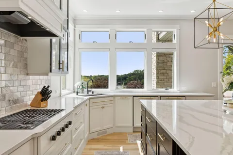 $2,250,000 | 1820 Annika Drive North, Lake Elmo, MN 55042