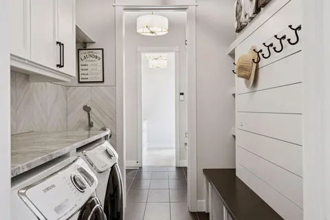 $2,250,000 | 1820 Annika Drive North, Lake Elmo, MN 55042