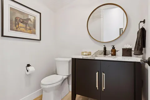 $2,250,000 | 1820 Annika Drive North, Lake Elmo, MN 55042