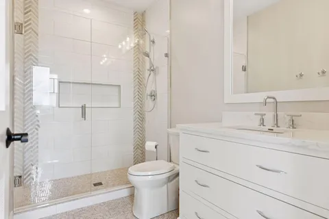 $2,250,000 | 1820 Annika Drive North, Lake Elmo, MN 55042