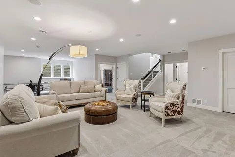 $2,250,000 | 1820 Annika Drive North, Lake Elmo, MN 55042