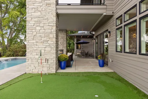 $2,250,000 | 1820 Annika Drive North, Lake Elmo, MN 55042