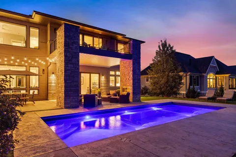 $2,250,000 | 1820 Annika Drive North, Lake Elmo, MN 55042