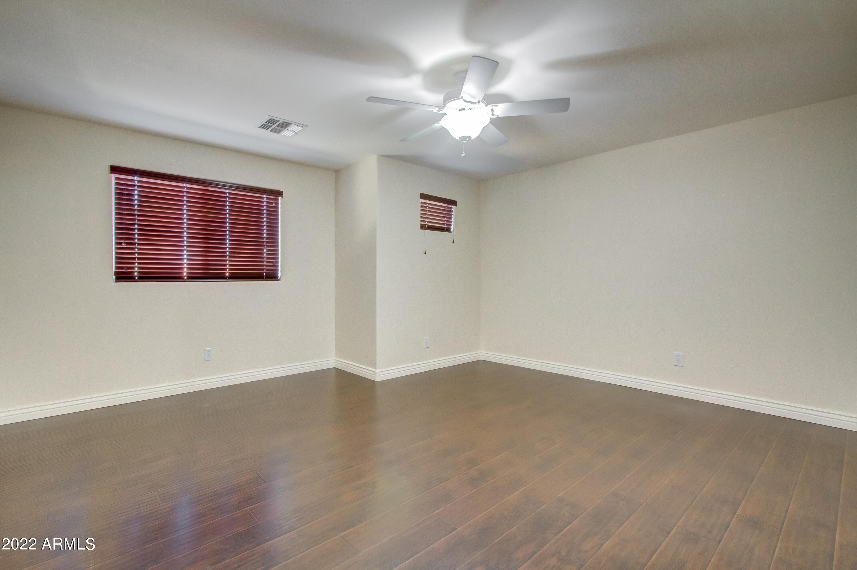 4241 East Folgers Road Phoenix, AZ 85050 - Photo 22 of 30 022_Bedroom III