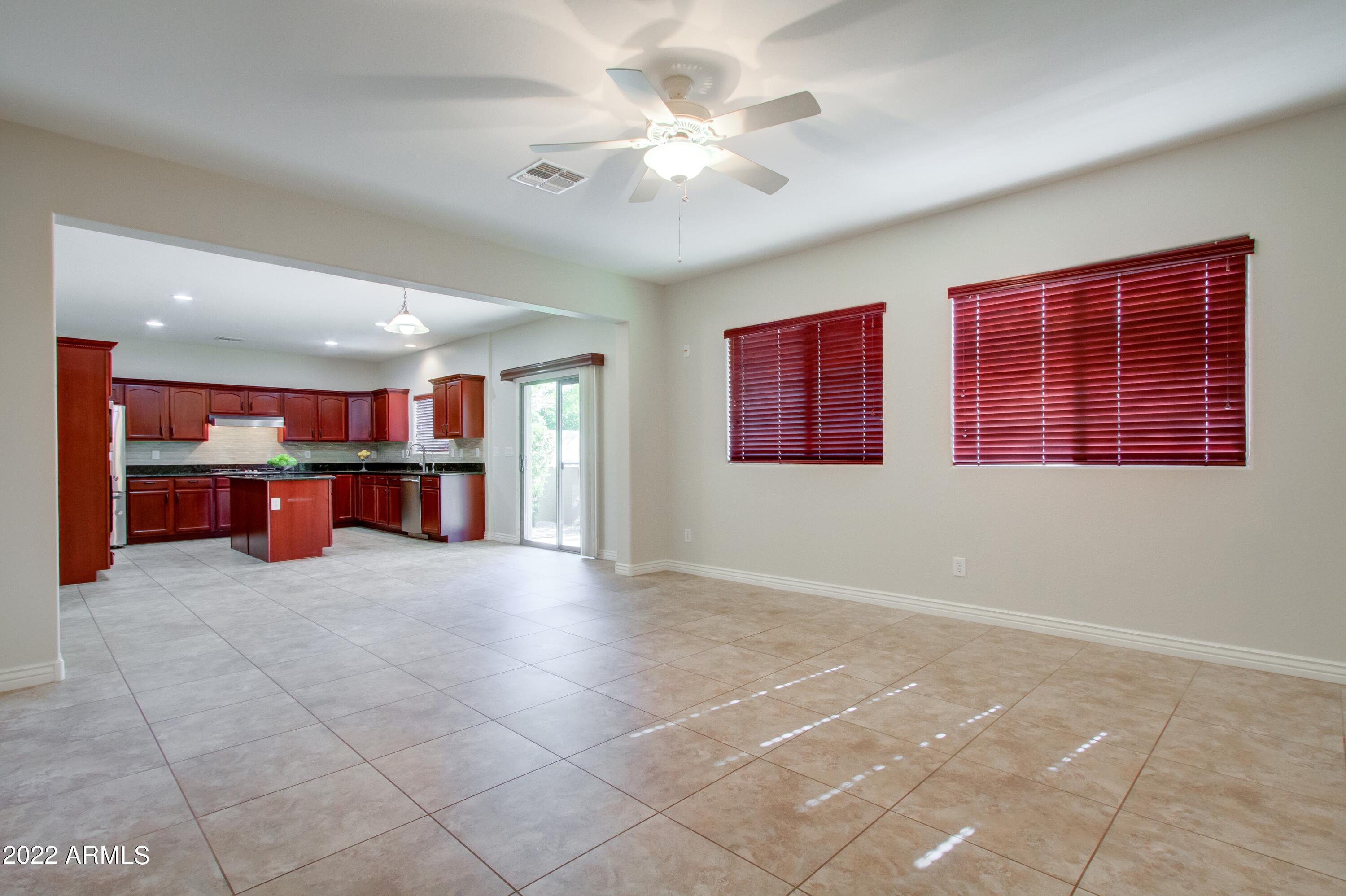 4241 East Folgers Road Phoenix, AZ 85050 - Photo 6 of 30 006_Family Room