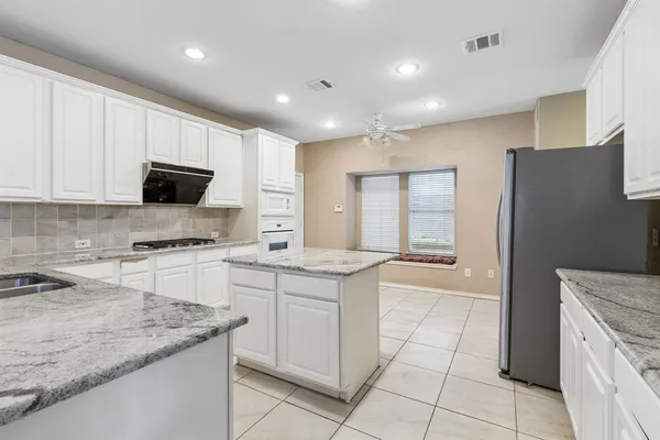 $2,800 | 8225 Mura Drive, Plano, TX 75025