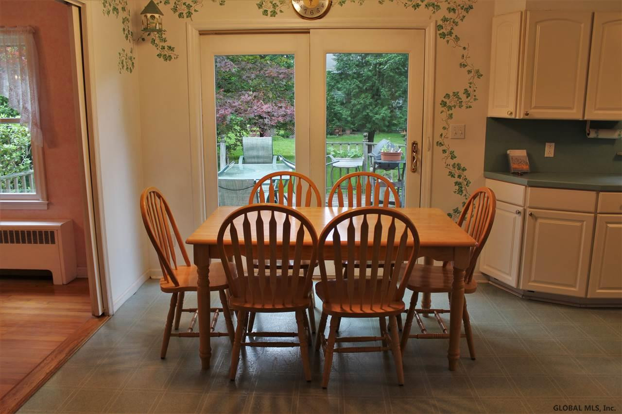 7 Elwood Road Bethlehem, NY 12054 - Photo 7 of 18 Photo 7
