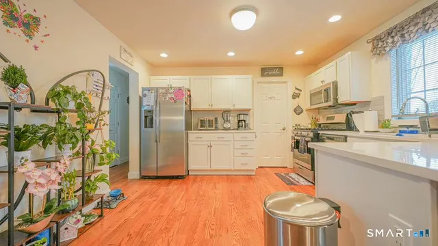 $695,000 | 2 Kevin Drive, Danbury, CT 06811