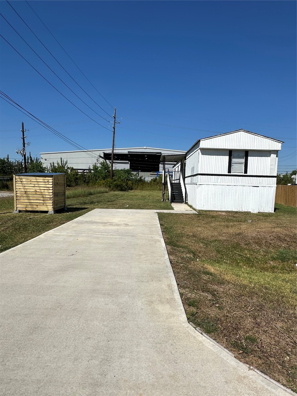 1403 Old Greens Road Houston, TX 77032 - Photo 18 of 19 a view of a kitchen with a sink
