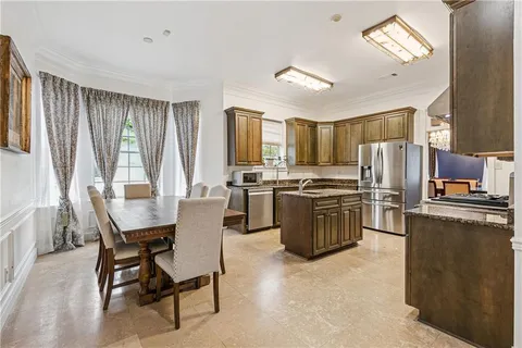 $698,000 | 4232 Fontainebleau Drive, New Orleans, LA 70125
