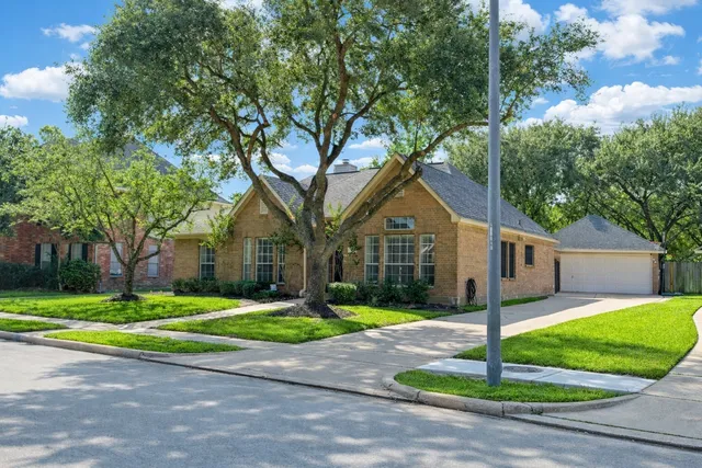 $349,990 | 3014 Cherry Mill Court, Houston, TX 77059