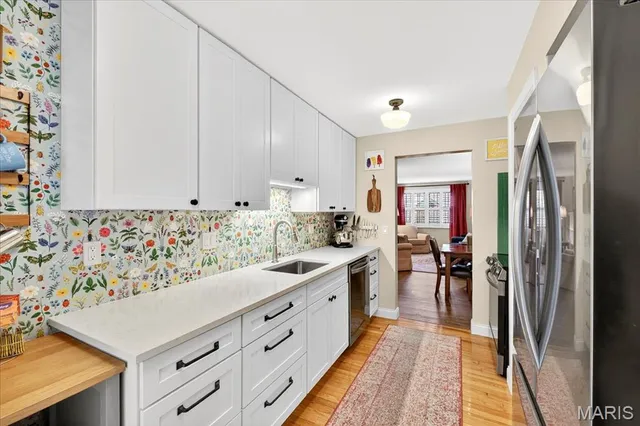 $179,900 | 7919 Royal Arms Court, Unit 2, Crestwood, MO 63123