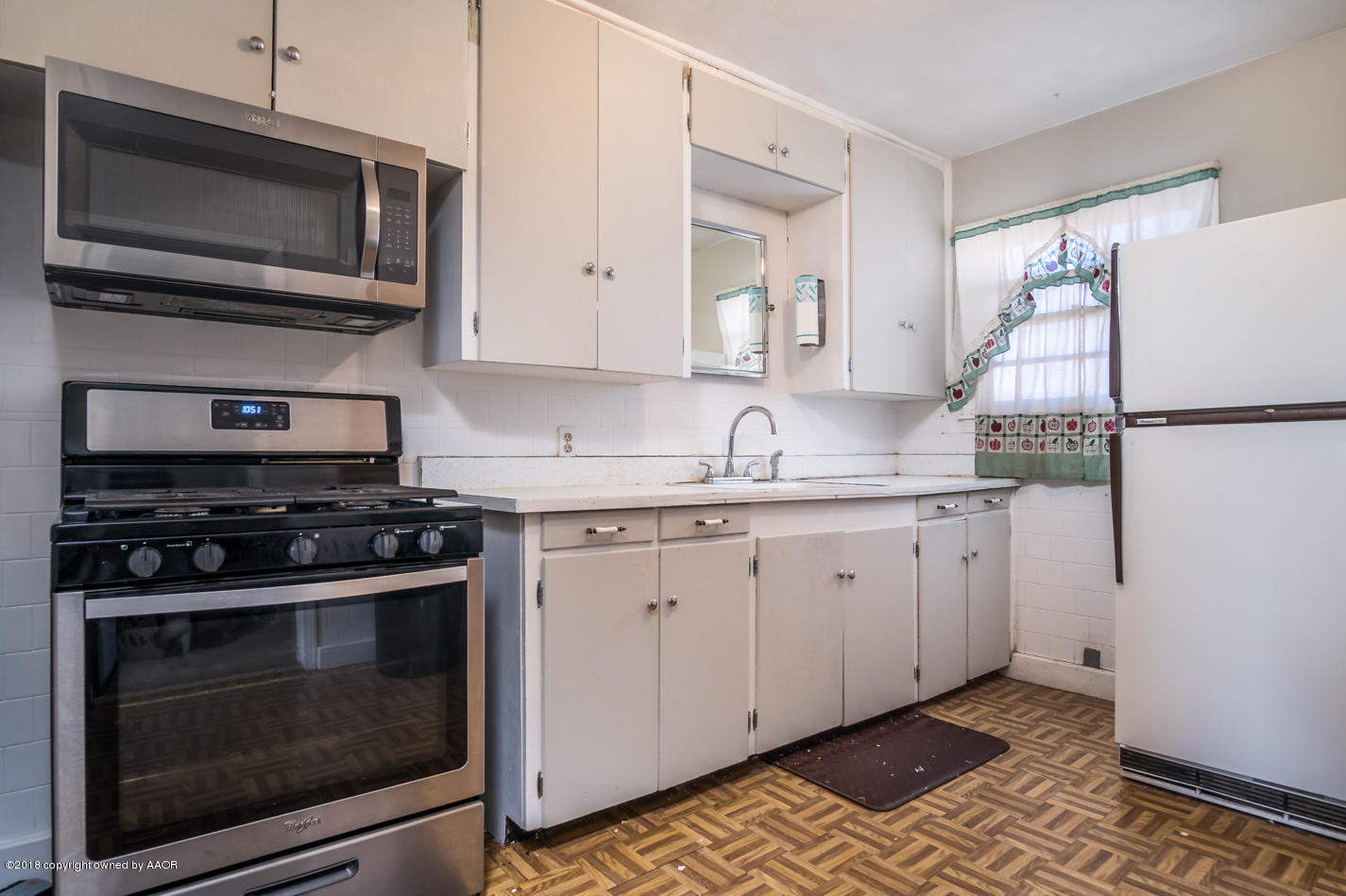 3812 Gables Street Amarillo, TX 79110 - Photo 6 of 11 Kitchen