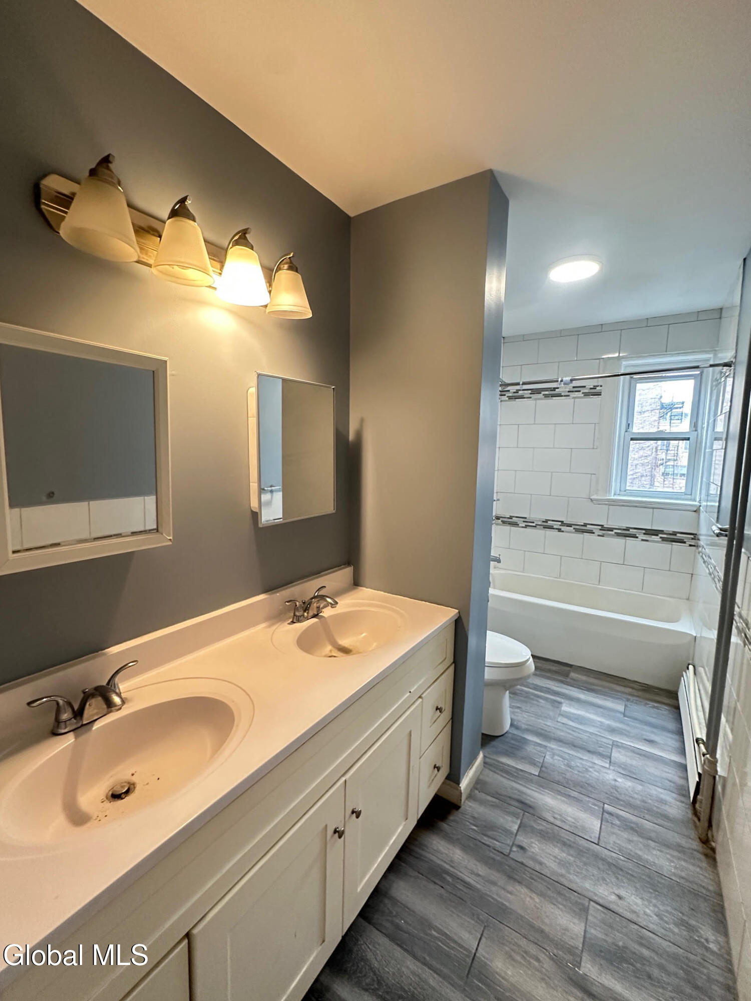 51 Elm Street Albany, NY 12202 - Photo 17 of 39 666