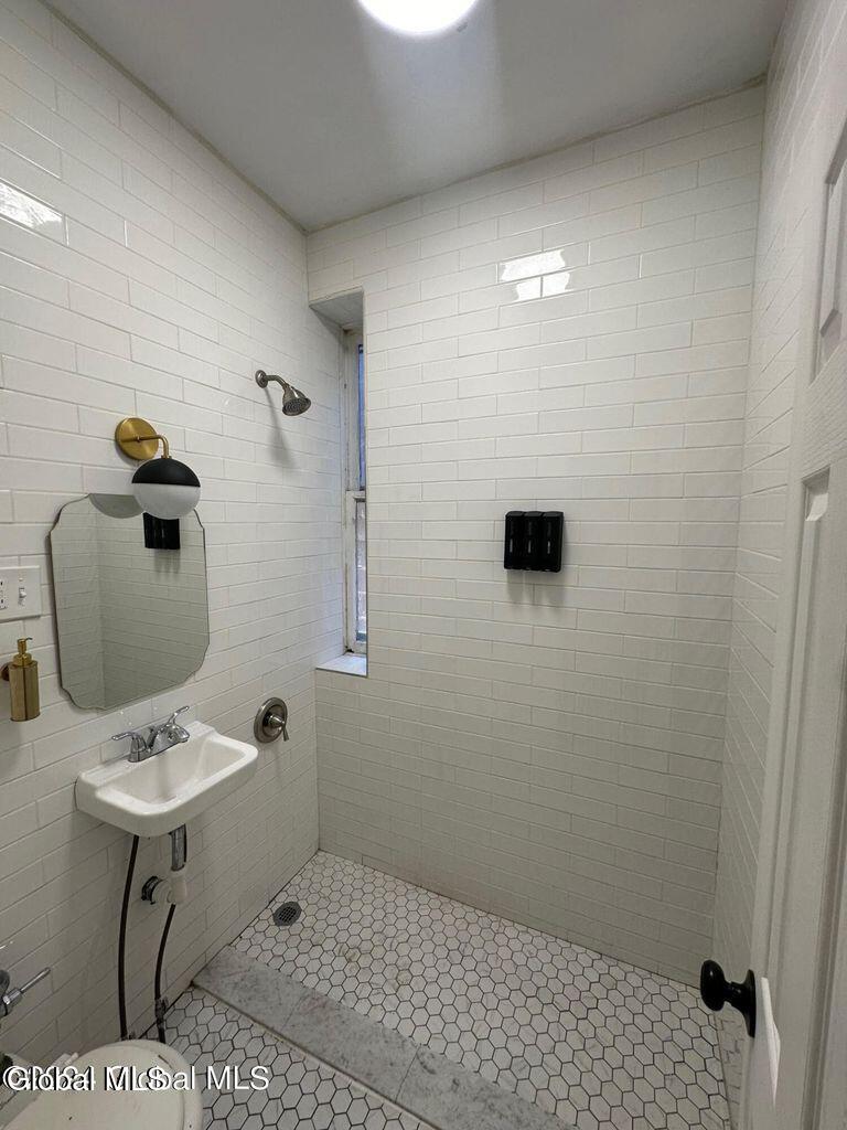 51 Elm Street Albany, NY 12202 - Photo 6 of 39 114