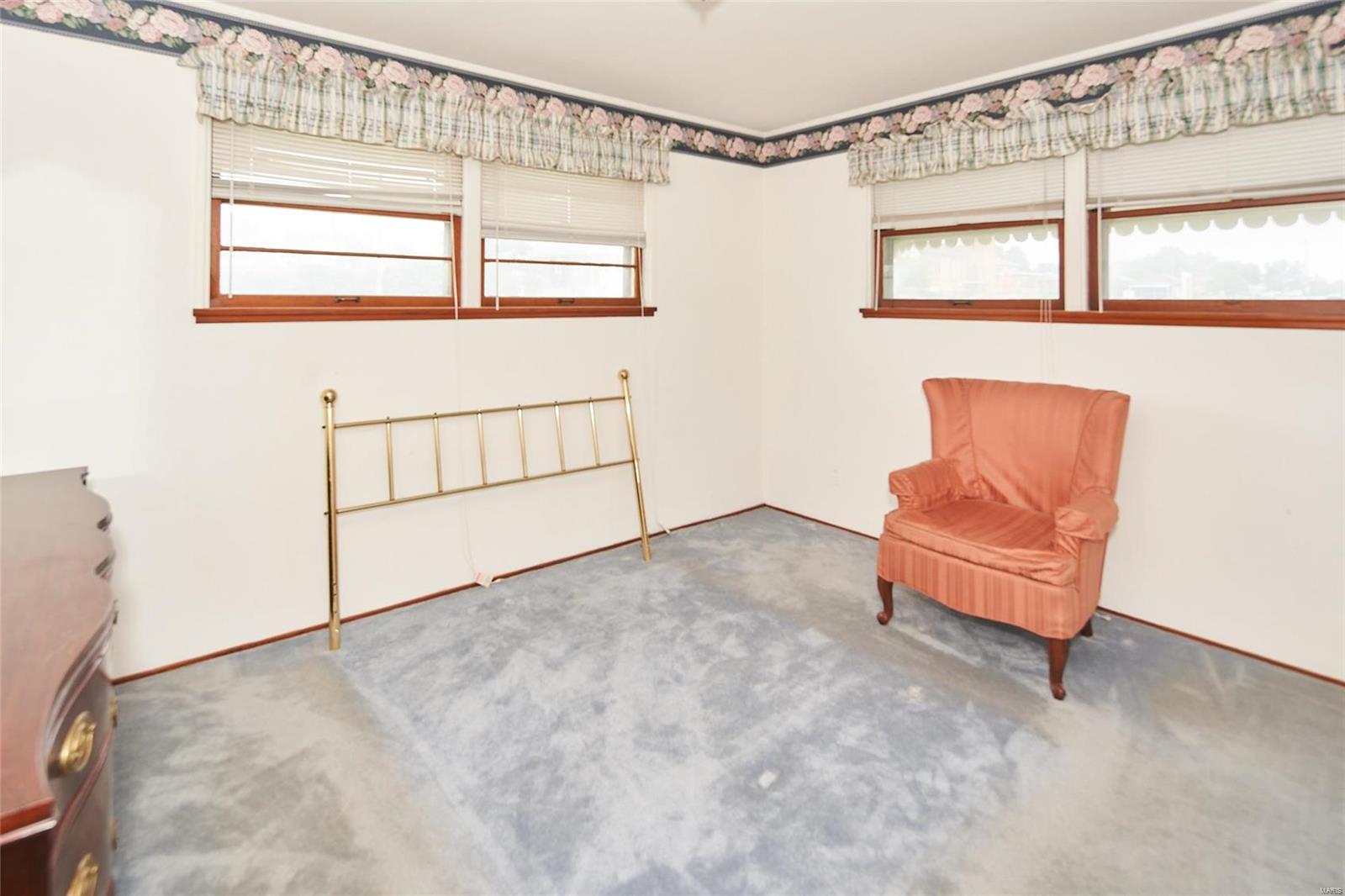 6927 Morgan Ford Road St. Louis, MO 63116 - Photo 10 of 14 Gallery Image 10