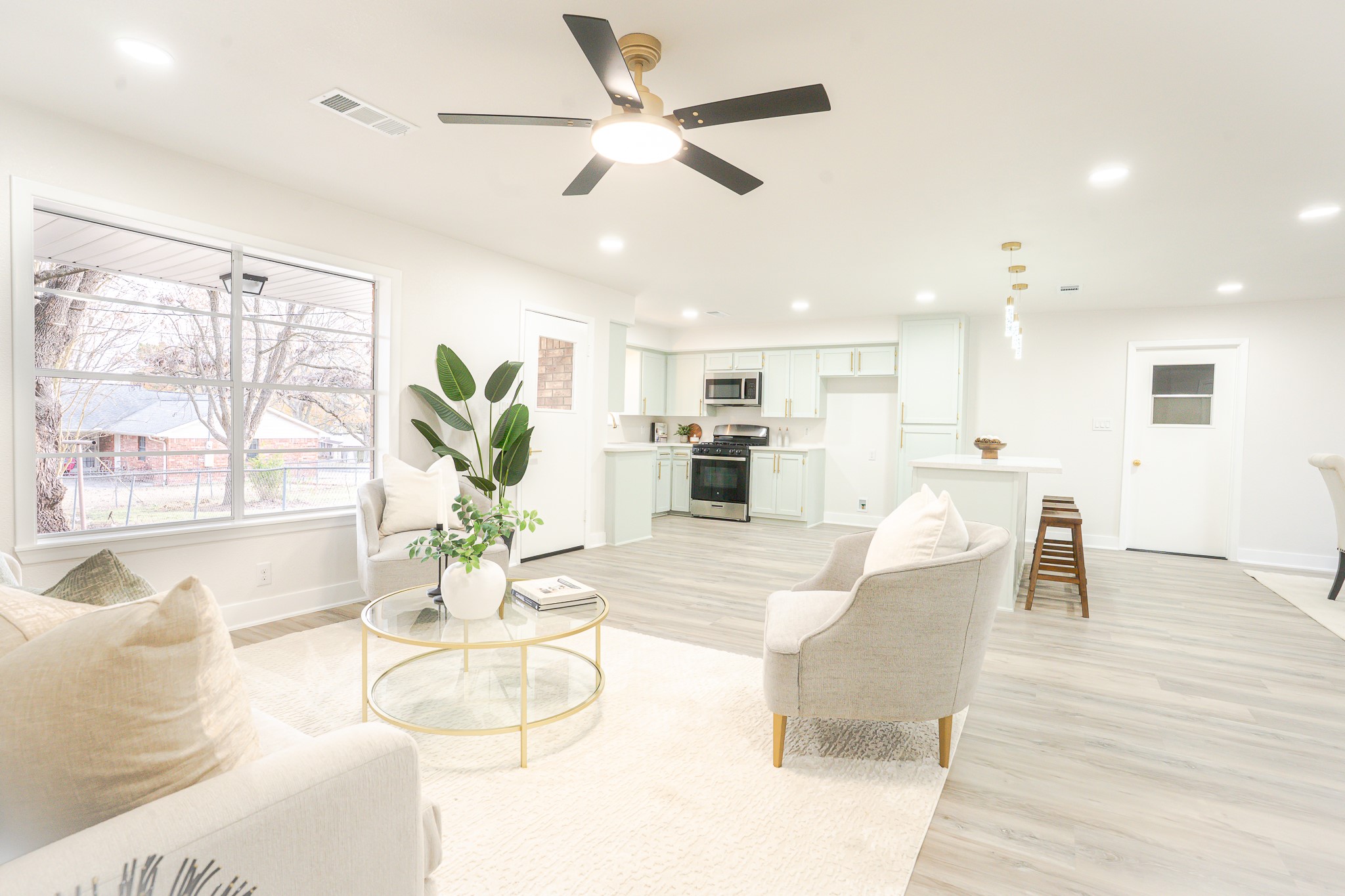 1009 Robinhood Road Brenham, TX 77833 - Photo 18 of 38