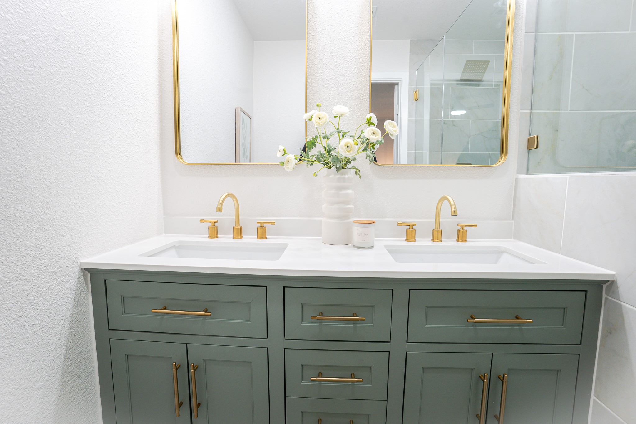 1009 Robinhood Road Brenham, TX 77833 - Photo 5 of 38