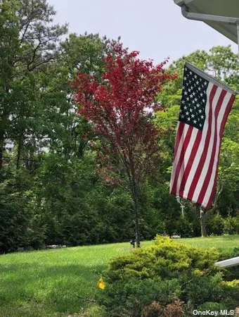$15,000 | 18 Old Riverhead Road, Hampton Bays, NY 11946