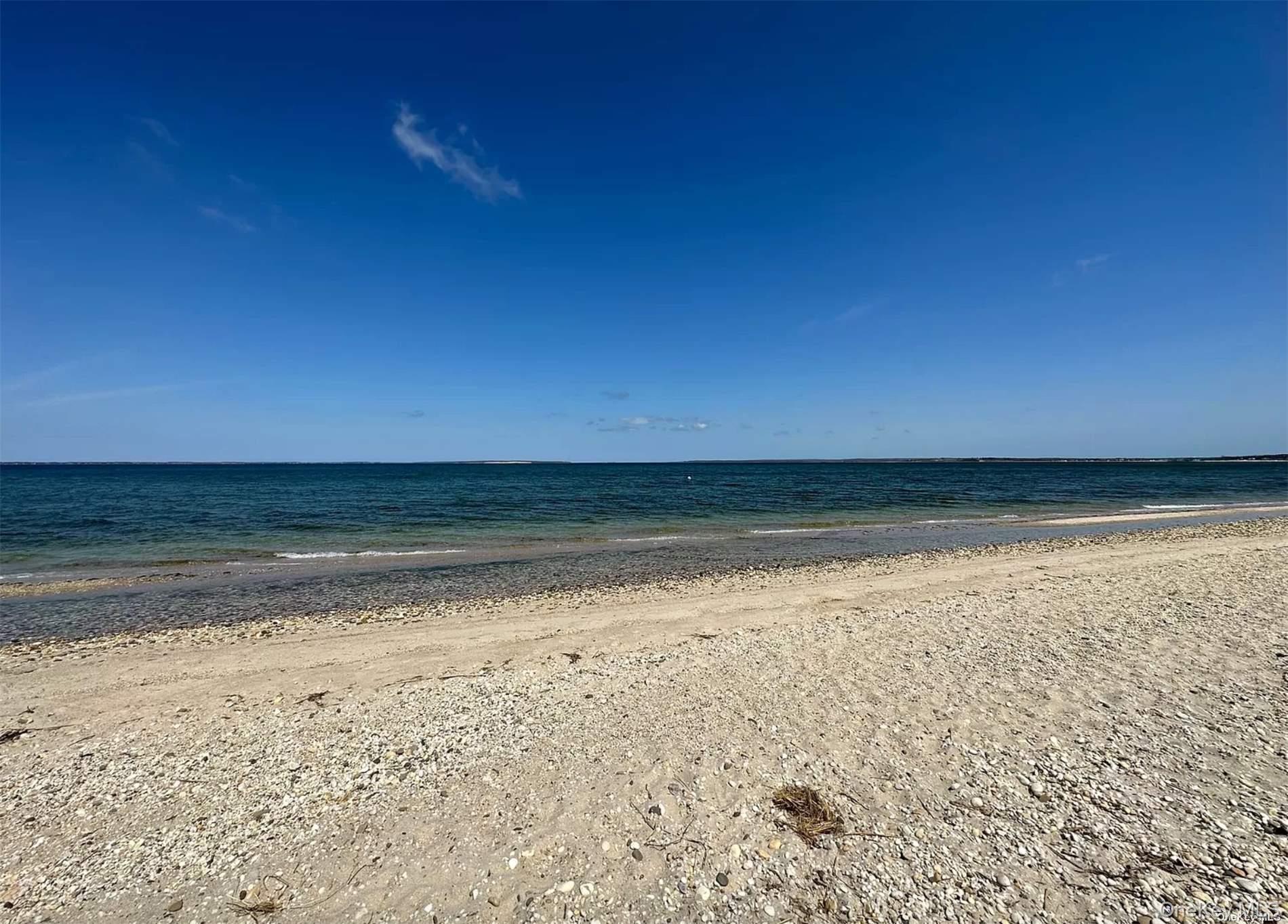18 Old Riverhead Road Hampton Bays, NY 11946 - Photo 15 of 15