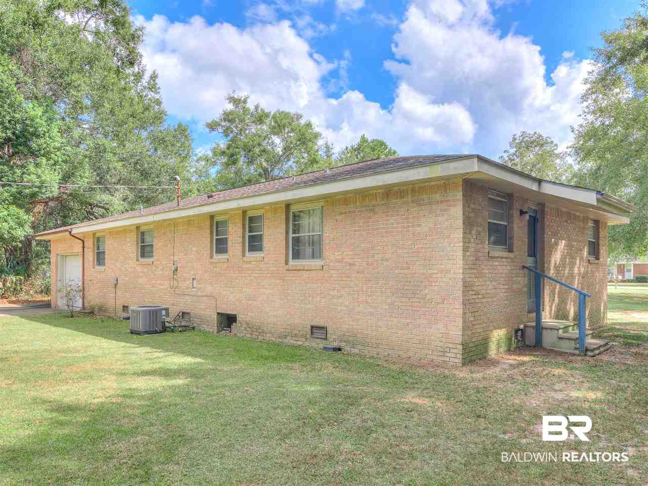 106 South Beech Street Foley, AL 36535 - Photo 4 of 49