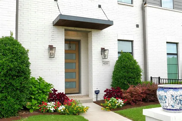 $4,800 | 4233 Watercourse Drive, Fort Worth, TX 76109