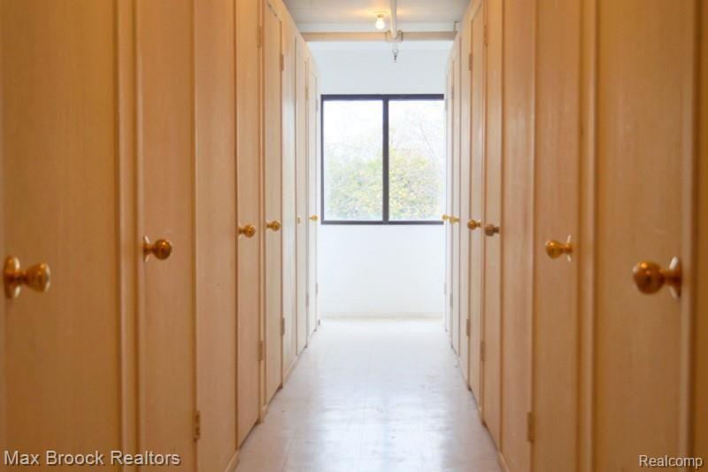 30414 Orchard Lake Road, Unit 7 Farmington, MI 48334 - Photo 16 of 22