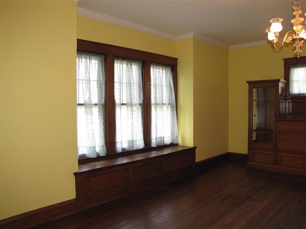309 South Springfield Street St. Paris, OH 43072 - Photo 8 of 28
