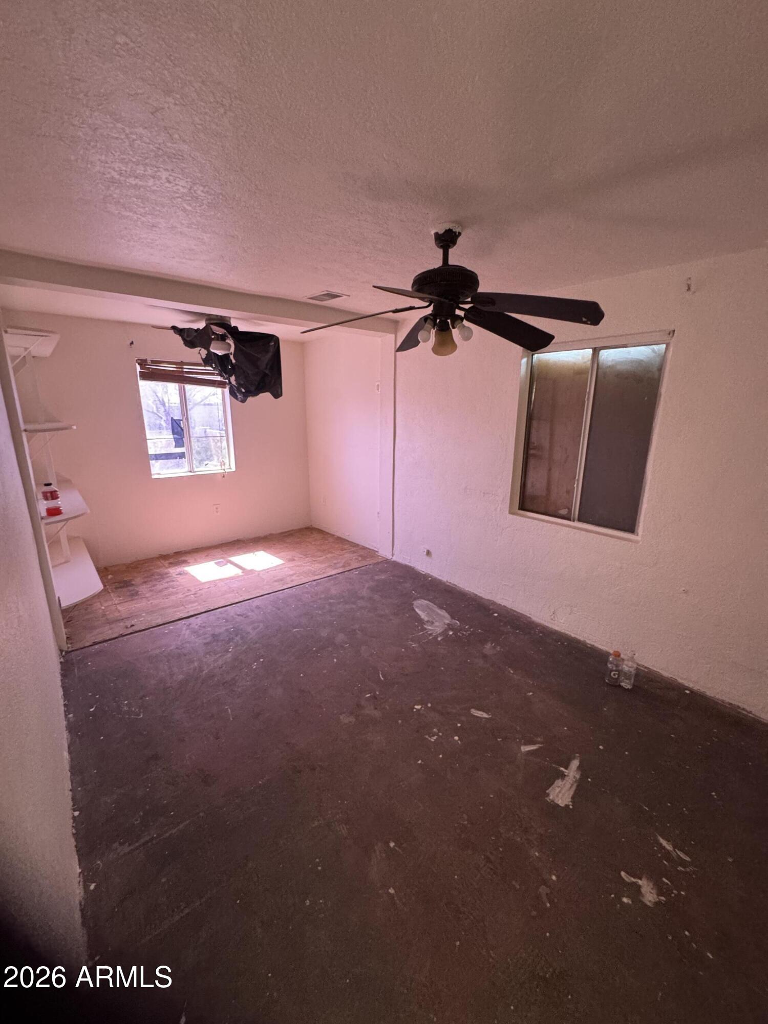 1746 East Monte Vista Road Phoenix, AZ 85006 - Photo 6 of 12 IMG_4480