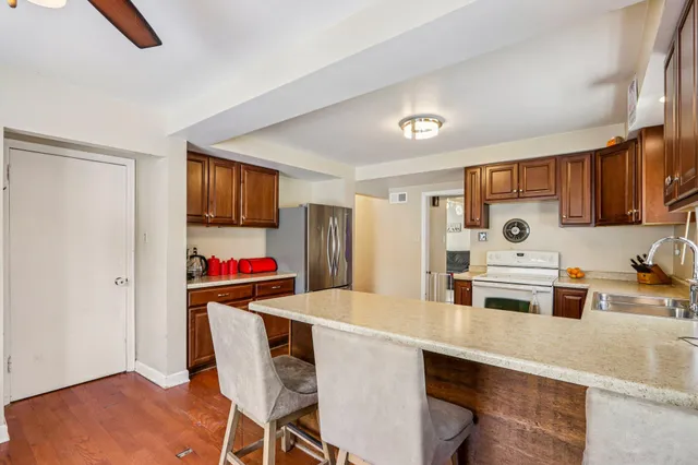 $314,900 | 1326 North Avenue, Sheboygan, WI 53083