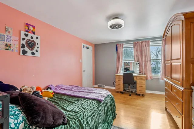 $314,900 | 1326 North Avenue, Sheboygan, WI 53083