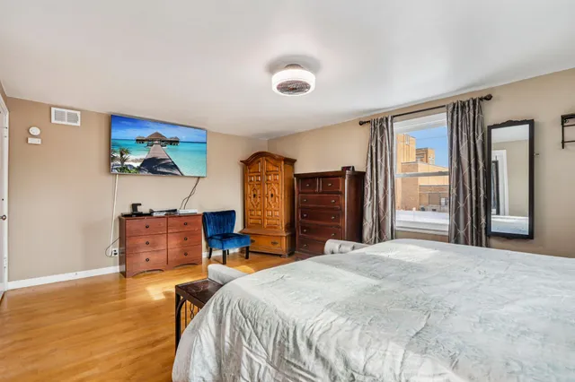 $314,900 | 1326 North Avenue, Sheboygan, WI 53083