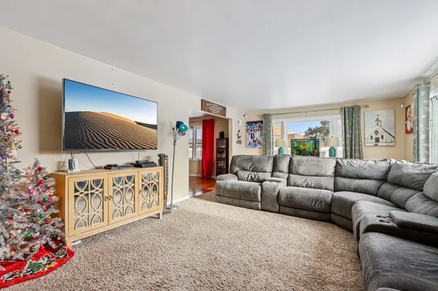 $314,900 | 1326 North Avenue, Sheboygan, WI 53083